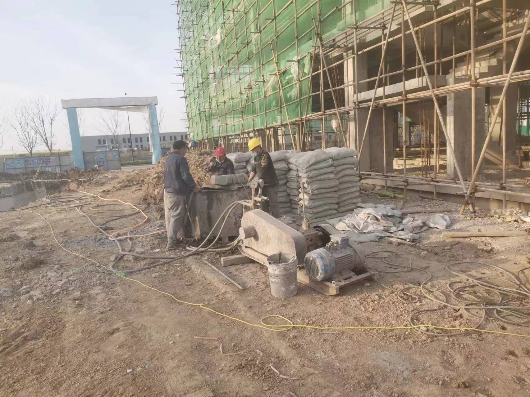 绿春别墅下沉注浆